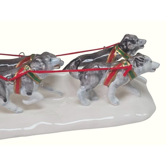 Department 56 Snow Village Carnival King & Queen Accessory - Picture 10 of 13